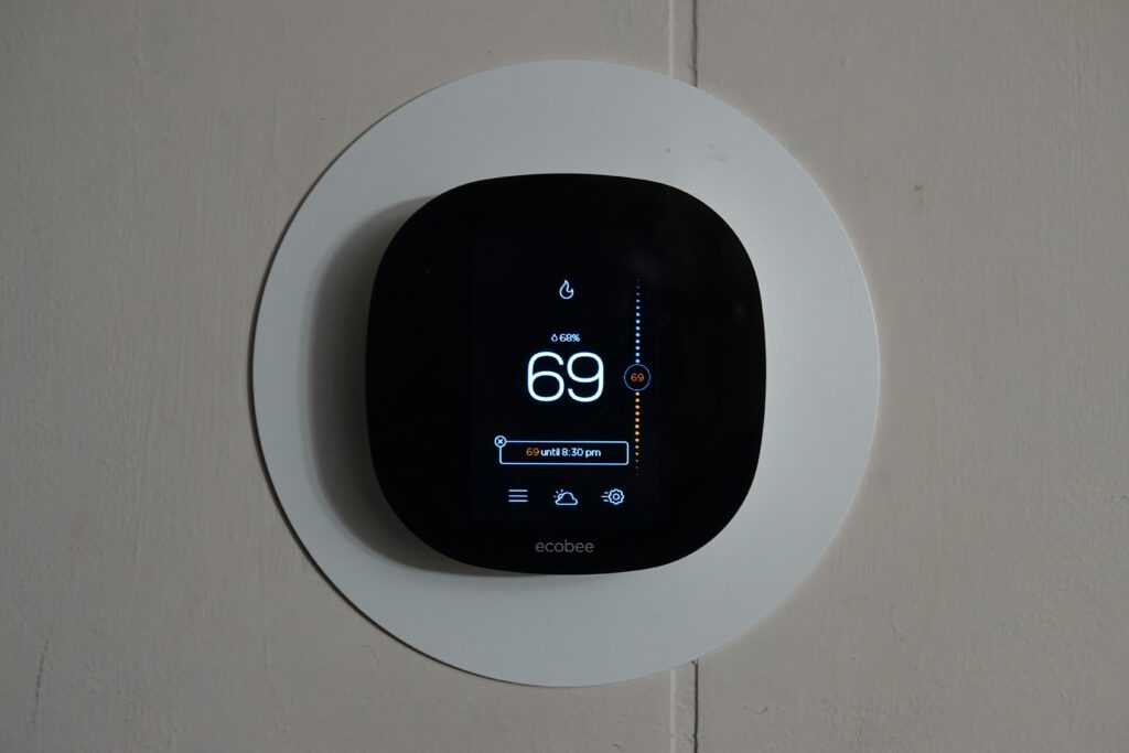 Digital smart thermostat